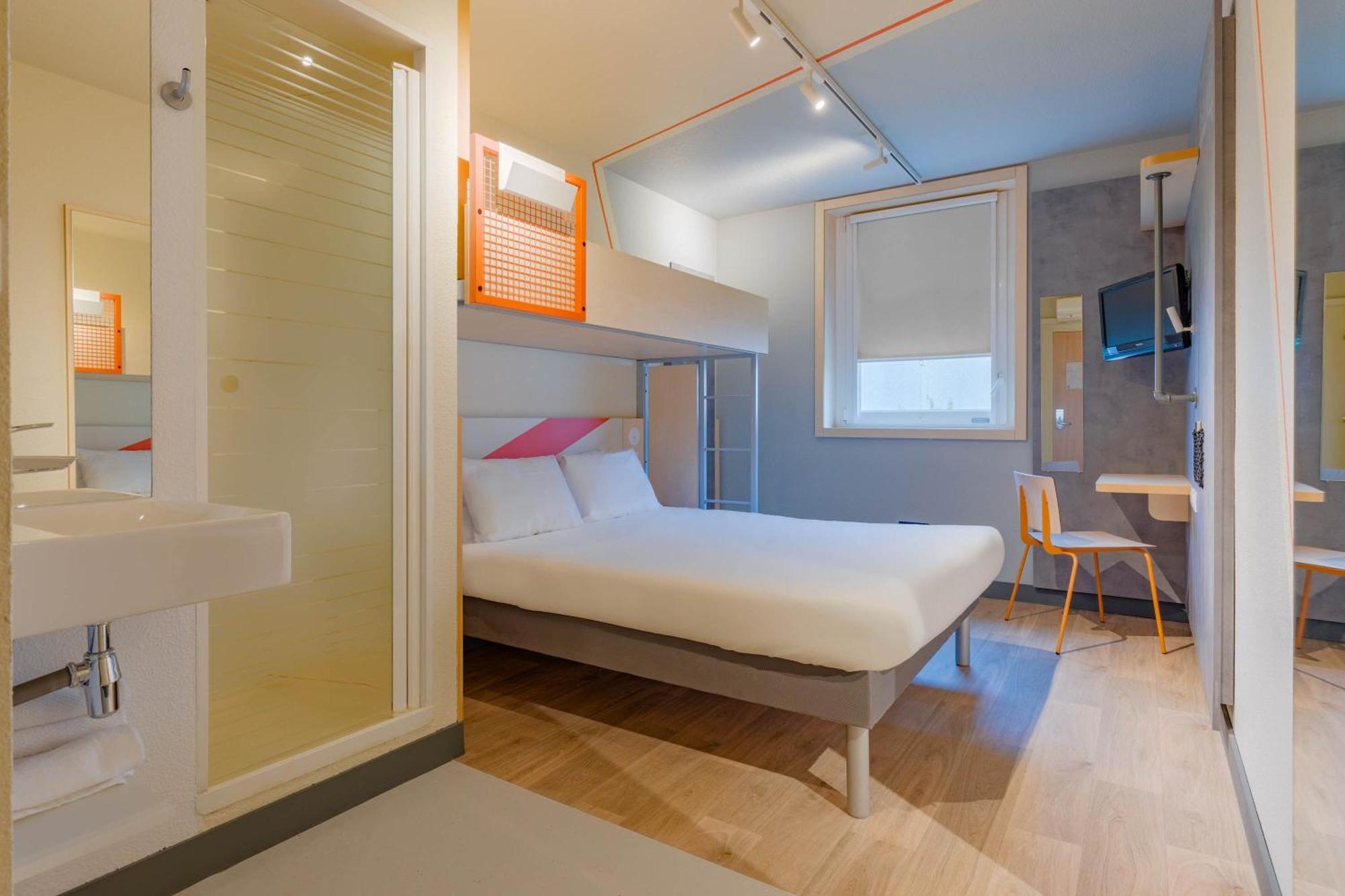 Ibis Budget Lyon Est Saint Quentin Fallavier ภายนอก รูปภาพ