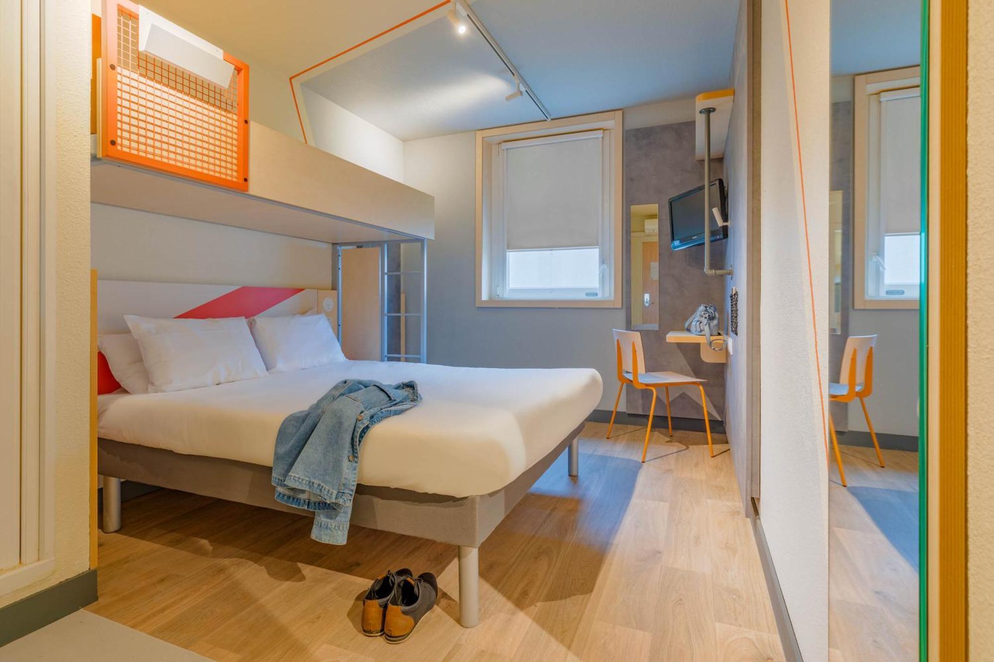 Ibis Budget Lyon Est Saint Quentin Fallavier ภายนอก รูปภาพ