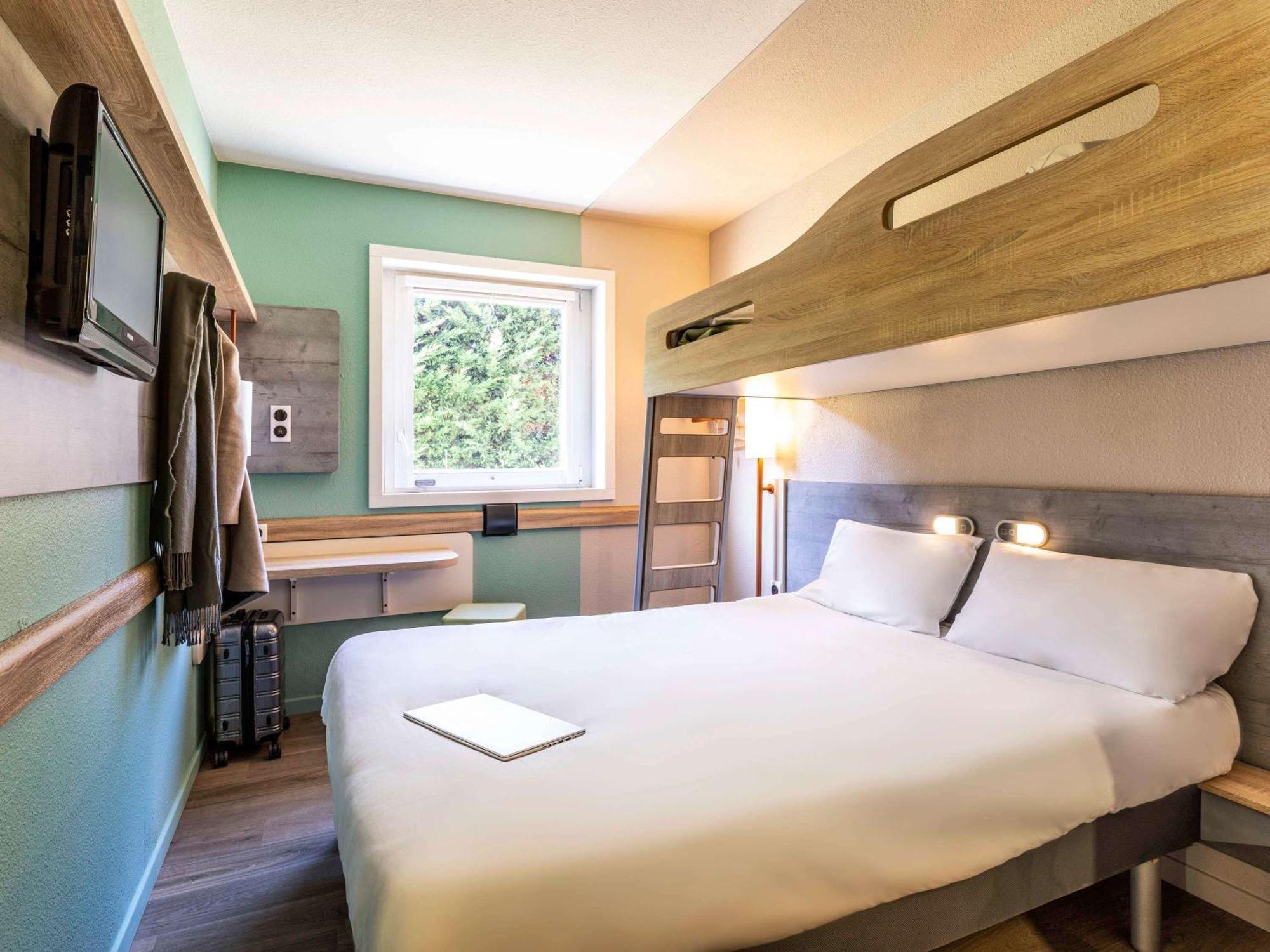 Ibis Budget Lyon Est Saint Quentin Fallavier ภายนอก รูปภาพ