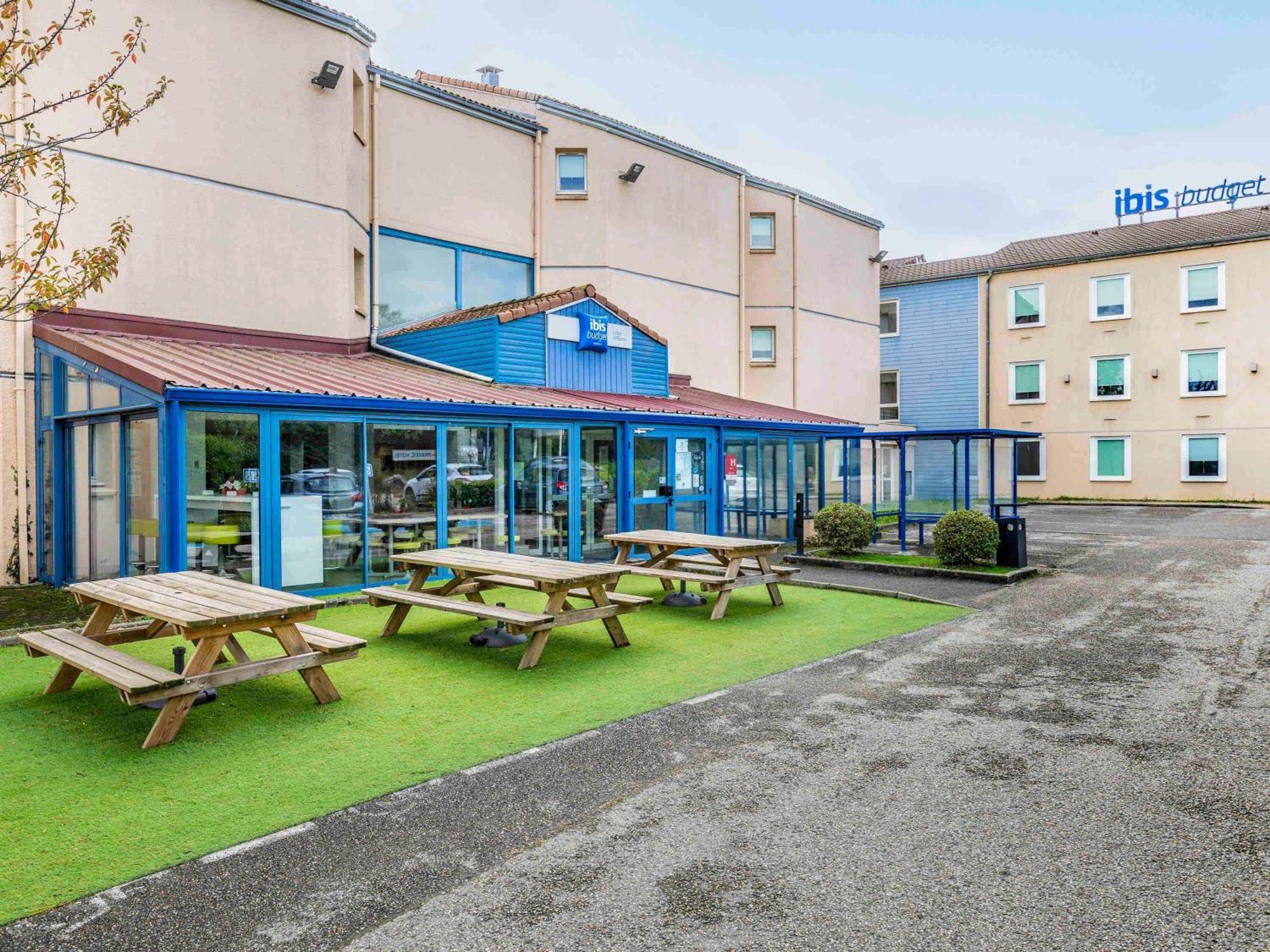 Ibis Budget Lyon Est Saint Quentin Fallavier ภายนอก รูปภาพ